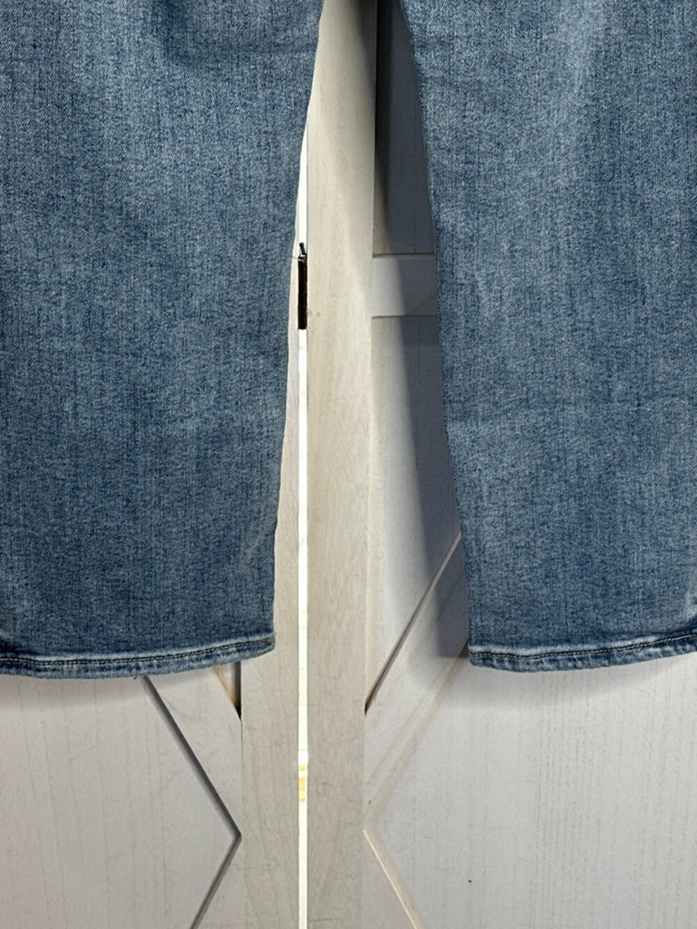 Daze Denim Distressed Straight Leg Jeans 29P Fresh Light Wash - Picture 8 of 8
